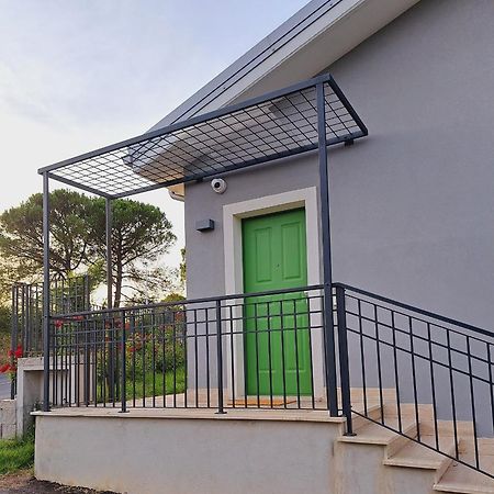 Villa The Green Door - Casa Vacanze Vicino A Roma Fonte Nuova Екстериор снимка